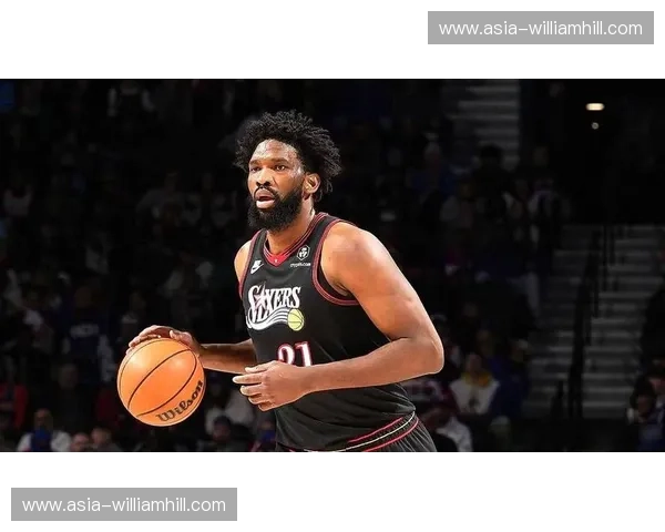 消息称恩比德或将提前复出 76人季后赛席位争夺获强援 消息称恩比德或将提前复出 76人季后赛席位争夺获强援